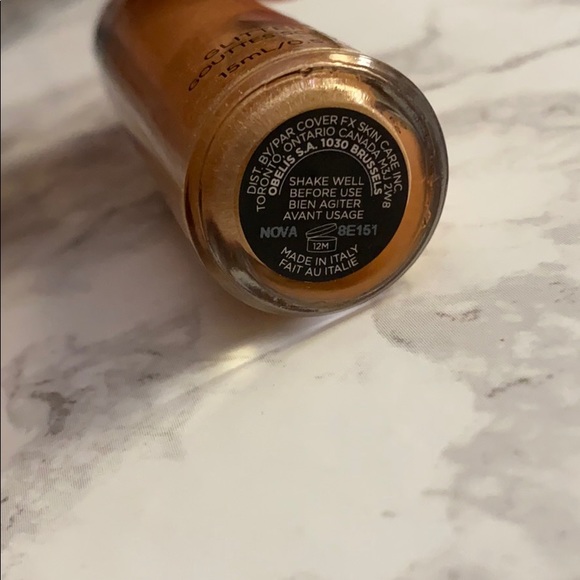 Cover FX Glitter Drops - Nova ✨ - Picture 2 of 3